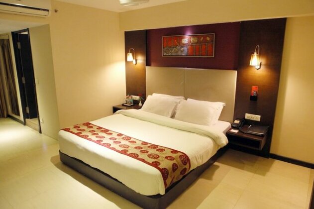 Lords Plaza Surat - Photo4