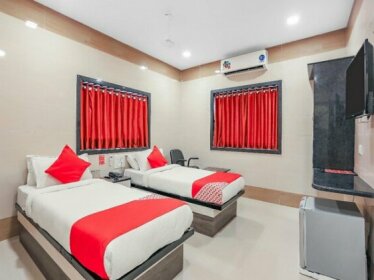 OYO 10697 Hotel Suraj Inn