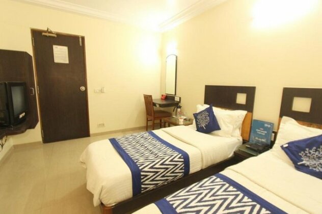 OYO 1377 Hotel Alfa - Photo5