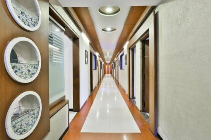 OYO 14235 Hotel Ostria
