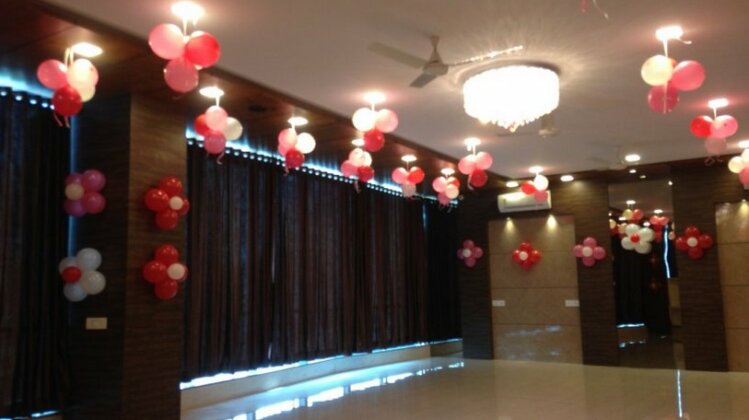 Royal Rituals - Photo2
