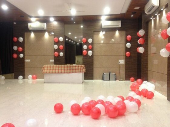 Royal Rituals - Photo5