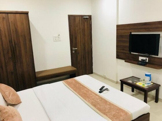 President Hotel Surendranagar - Photo3