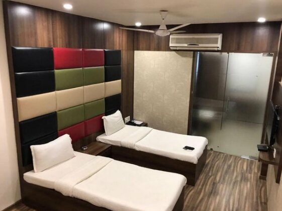 President Hotel Surendranagar - Photo4