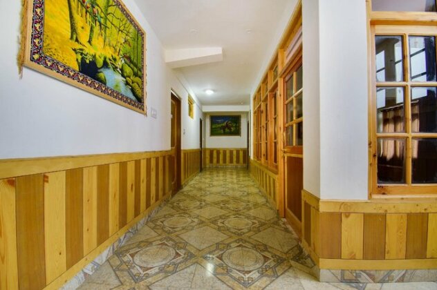 OYO 49952 Hotel Snow Leopard - Photo3