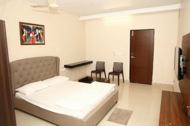 Hotel S-Inn - Photo2