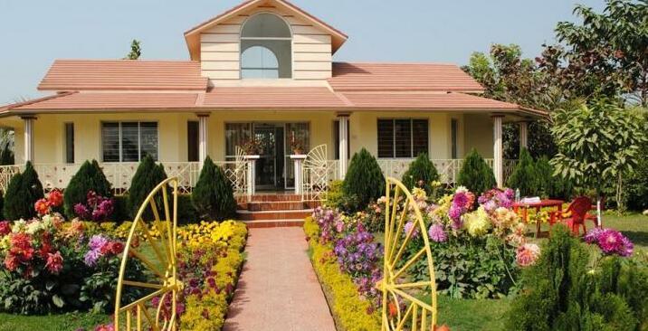 Amantran Hotel & Resorts - Photo2