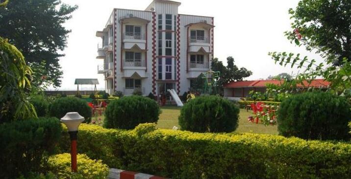 Amantran Hotel & Resorts - Photo3