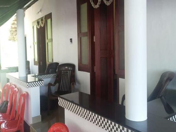 Chombala Beach House - Photo2