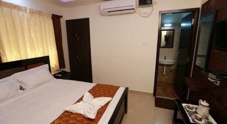 Regant Hotel - Photo2