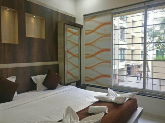 Pvt room- service apt - tcs & Viviana Thane West - Photo3