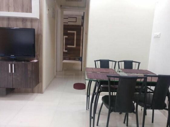 Pvt room- service apt - tcs & Viviana Thane West - Photo4