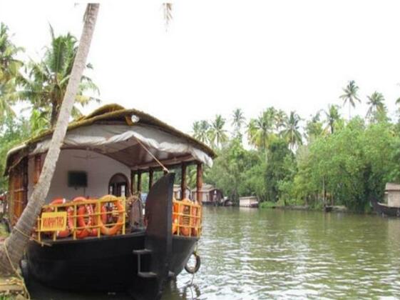 Backwater Retreat Houseboat - Alleppey - Photo3
