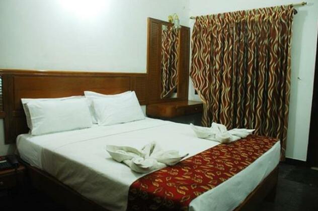 Hotel Theni International - Photo4