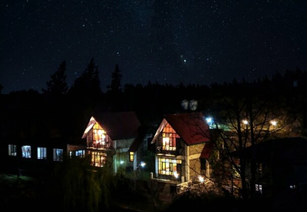 Echor- Narkanda Cottages