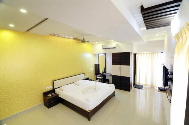 Hotel Ambai Grand - Photo5