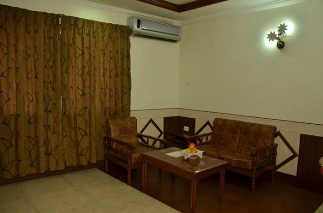 Hotel Aryaas - Photo4