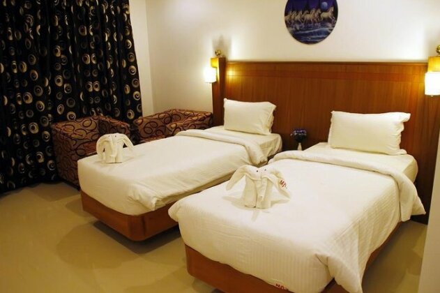 K A Hotel - Photo4