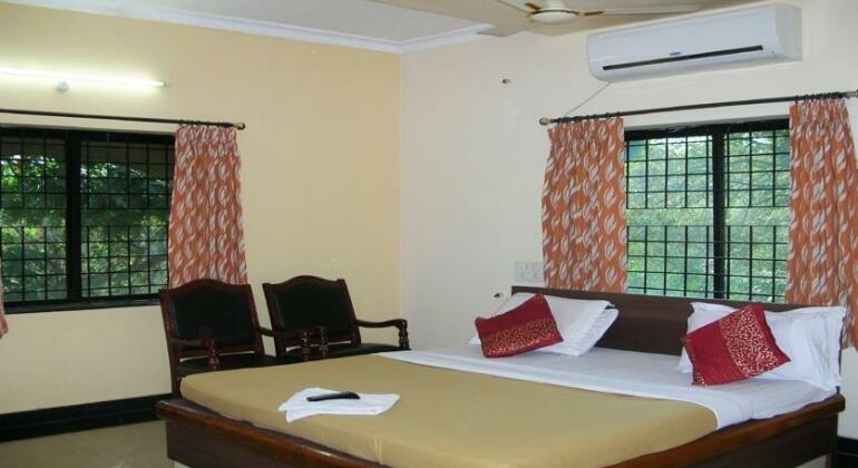 Brindavan Tamilnadu Guest House - Photo3