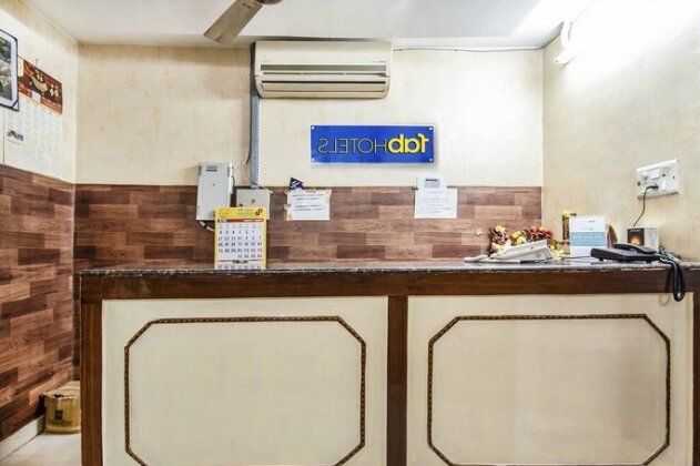 FabHotel Aditya Yatri Nivas - Photo3