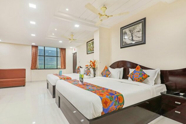 FabHotel B K Park - Photo2