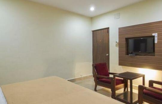 Hotel Bhimas - Photo3