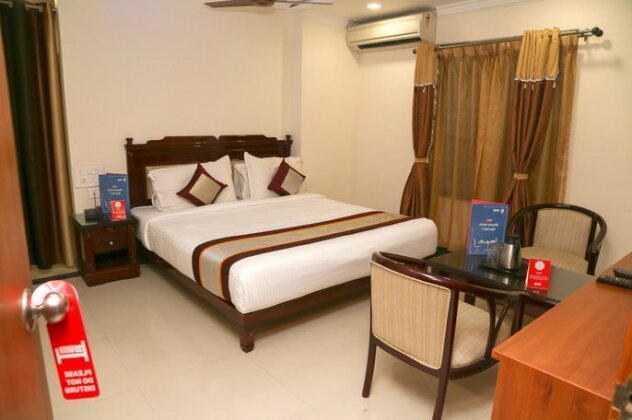 Hotel Golden Pearl Inn - Photo2