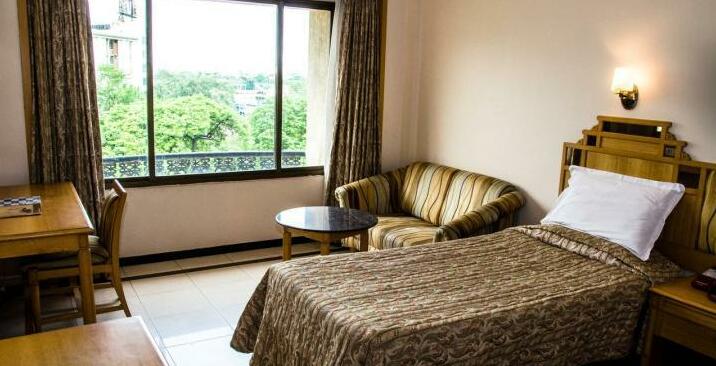 Hotel kalyan residency - Photo4