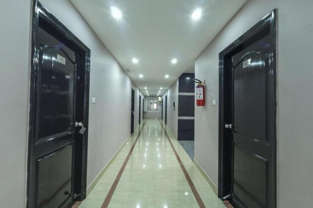 Hotel Kola Grand - Photo4
