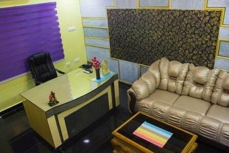 Hotel Kola Grand - Photo5