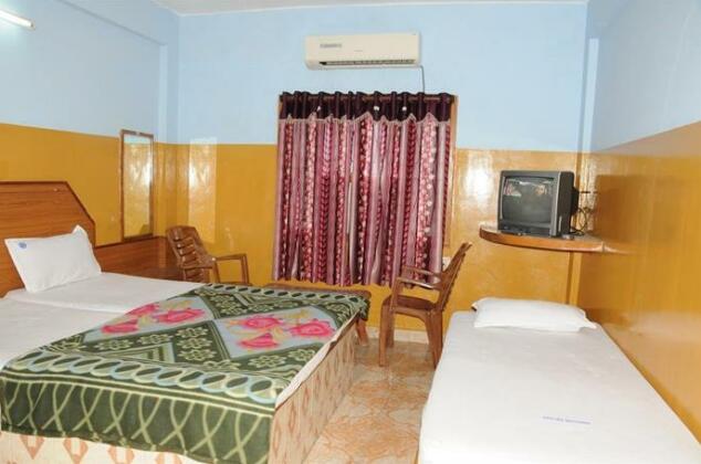 Hotel Sarovar Deluxe A/C Lodge - Photo3