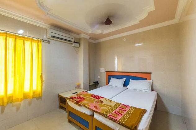KVR Deluxe Residency - Photo3