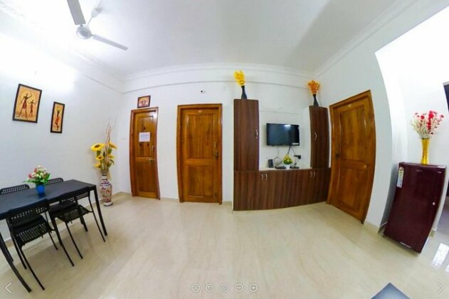 Mahas Homestays Brand New Fully Furnished Air Conditioned Apartments - Photo4
