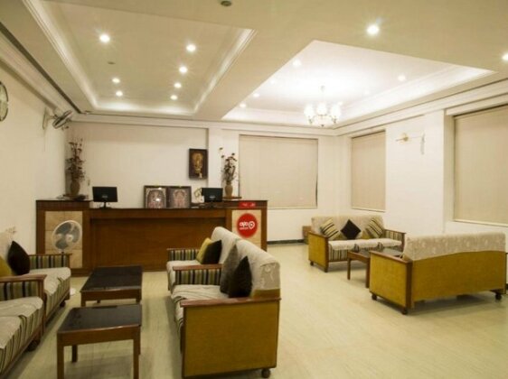 OYO 1081 Hotel Sindhu International - Photo4
