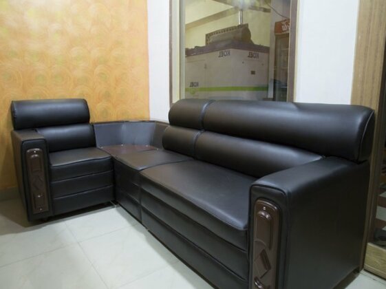 OYO 5690 SSB Residency - Photo3