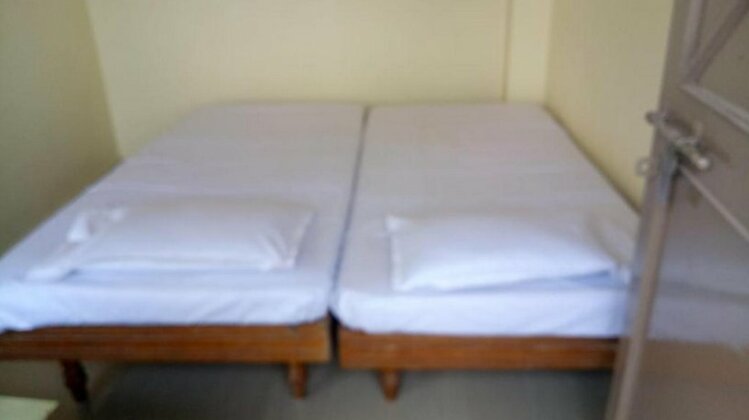 Rajesh Rest Home - Photo2
