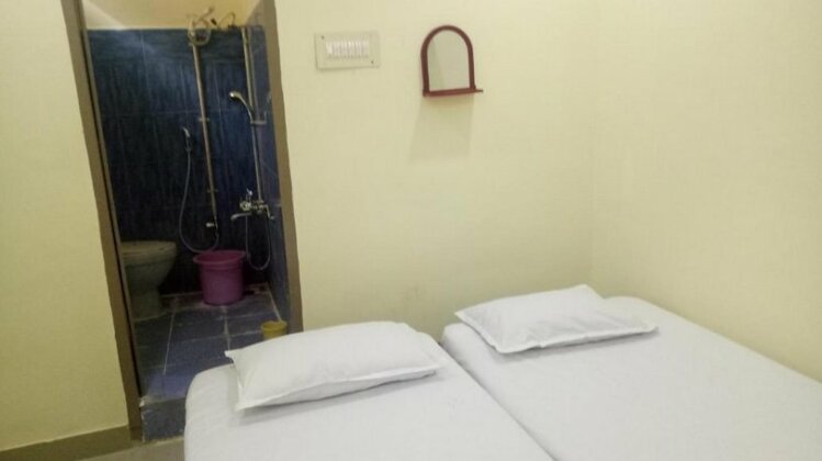 Rajesh Rest Home - Photo5
