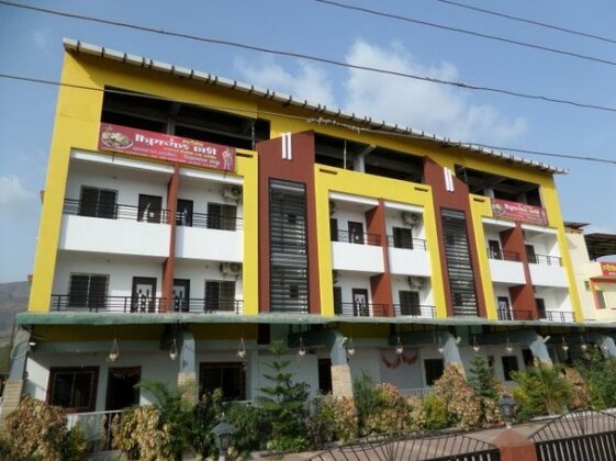 Hotel Shiv Swapnapurti - Photo5