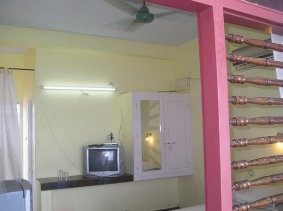 Achutha Tourist Home - Photo5