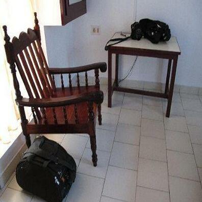 Devi Holiday Inn - Photo2