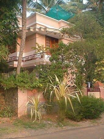 S T Bhavan Home Stay - Photo2
