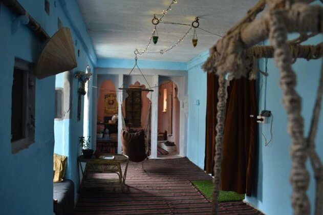Castle Namahstay Hostel & Art Space - Photo2