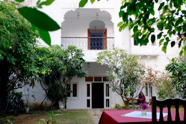 Hibiscus Guest House Udaipur
