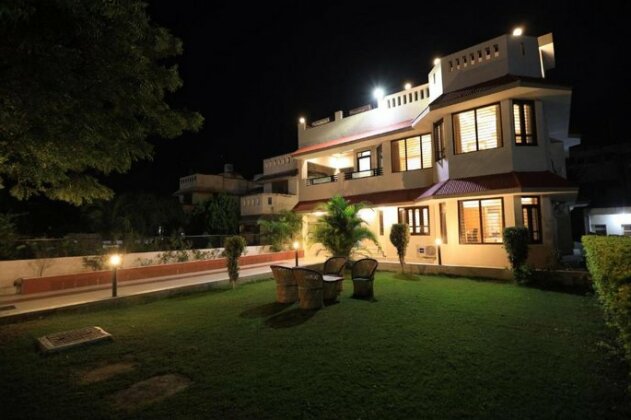 Hill Top Cottage Udaipur
