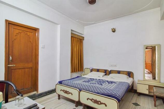 Hotel Paras Udaipur - Photo2