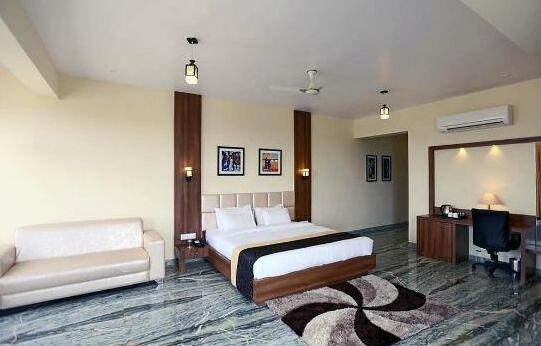 Mewargarh - Red Tullip Hotels - Photo4
