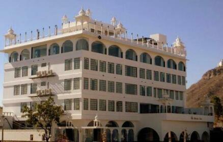 Mewargarh - Red Tullip Hotels