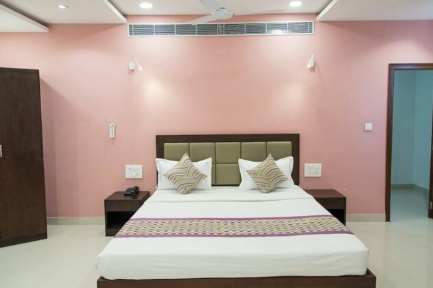 OYO 10147 Hotel Icon - Photo5