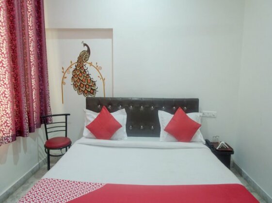 OYO 11743 Hotel Shree Krishna - Photo2