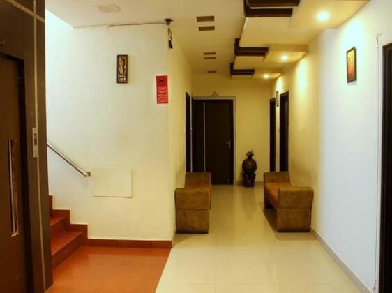 OYO Rooms 100ft Road Udaipur - Photo3